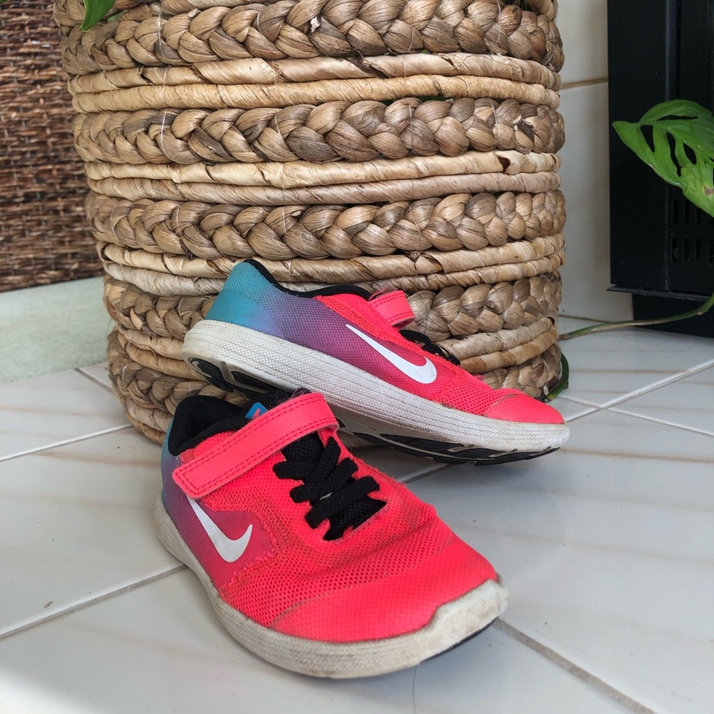 NIKE pink kids shoes size 10